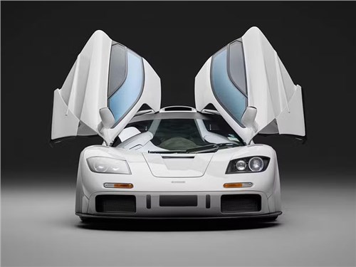 Этот McLaren F1 стал самым дорогим в истории марки