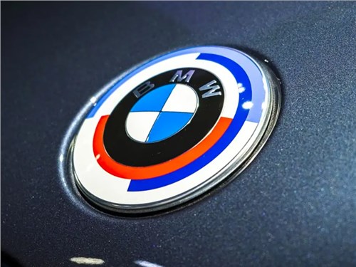 BMW готовит почву для электрического спорткара