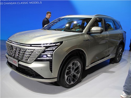 Обновленный Changan CS75 Plus скоро появится и в России 