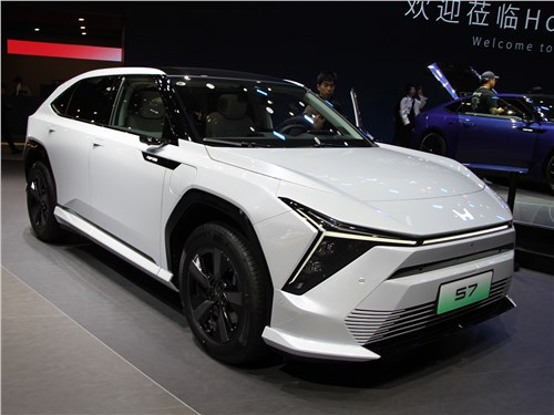 Новый электрокар Honda S7, который будет выпускаться на совместном предприятии с Dongfeng 