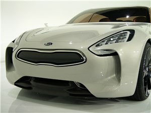 Через два года может появиться серийный спортивный седан Kia GT