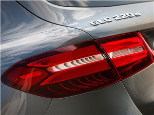 Mercedes-Benz GLC 2016 задний фонарь