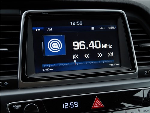Hyundai Sonata 2018 центральный дисплей
