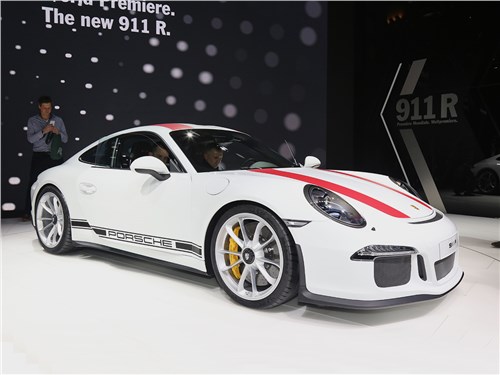 Porsche 911 R оснащен 500-сильным «оппозитником»