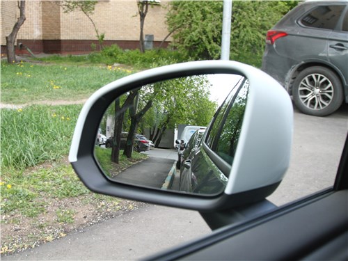 Volvo XC40 2018 боковое зеркало