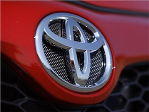 Toyota снова обогнала конкурентов по количеству проданных машин