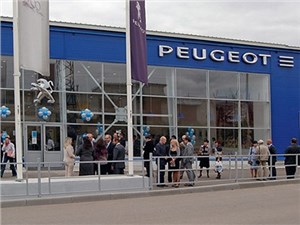 Автомобили Peugeot в России стали доступнее