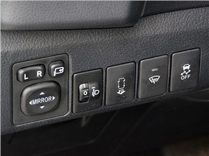 Toyota Corolla 2013 кнопки управления