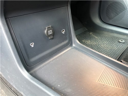Geely EX5-EM-i (2025) ниша