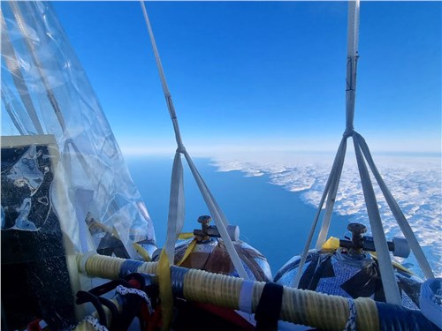Холод и недостаток кислорода – извечные спутники воздухоплавателей
