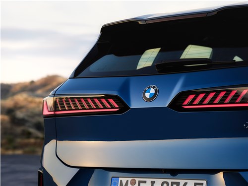 BMW iX3 (2026) задние фонари