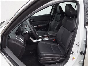 Acura TLX 2015 передние кресла