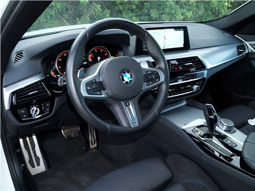 BMW 520d 2017 салон