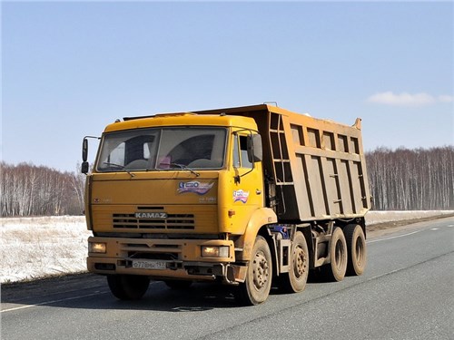KamAZ в январе возглавил «тройку» лидеров рынка грузовых автомобилей