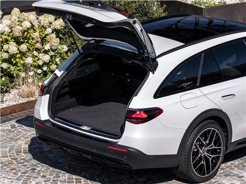 Mercedes-Benz E-Class All-Terrain багажное отделение