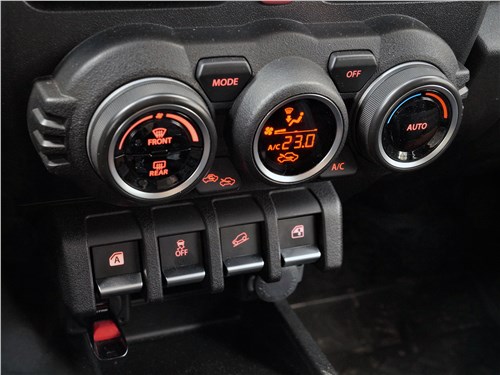 Suzuki Jimny 2019 управление климатом