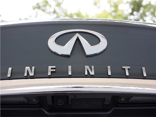 Новость про Infiniti - Nissan поможет Infiniti полностью перейти на электромобили