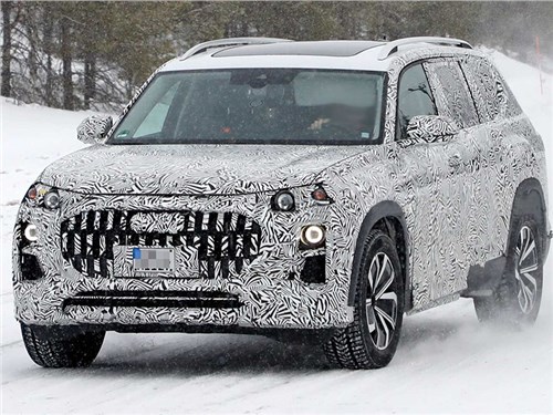 Audi Q9 замечен в снегах