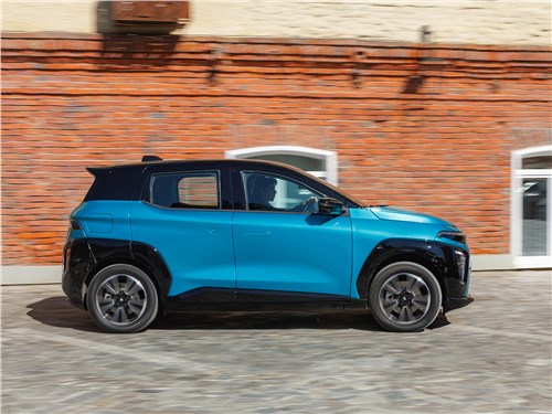 Предпросмотр атом 01 (2026) вид сбоку