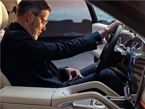 В сети появились изображения салона нового кроссовера Zeekr 8X