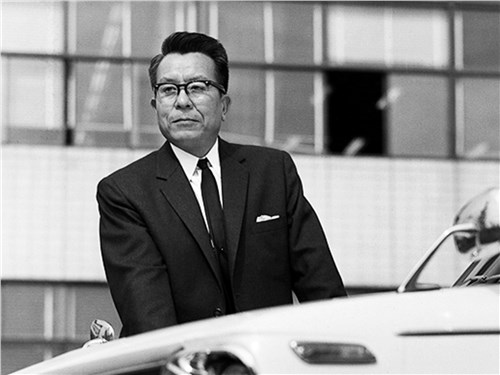 В 2004 году Тацуо Хасегава (1916–2008), отец Е10, будет включен в Зал автомобильной славы Японии 