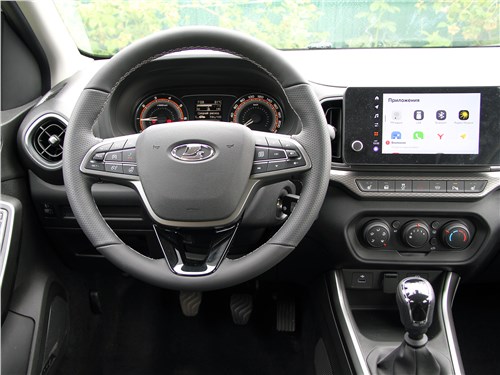 Lada Iskra (2025) салон