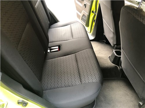 Предпросмотр suzuki jimny nomad (2024) задний диван