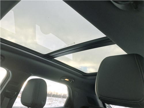 Chevrolet Trailblazer (2021) панорамная крыша