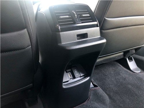 Предпросмотр honda crider (2018) задний ряд