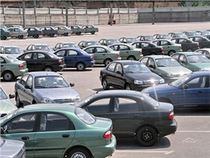 Украинский авторынок демонстрирует рекордно низкие показатели продаж