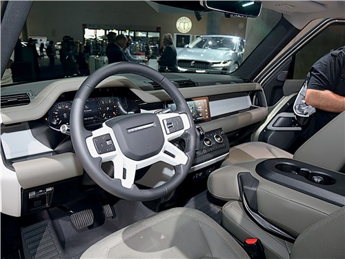 Land Rover Defender 2020 салон