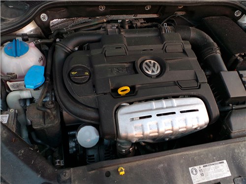Volkswagen Jetta 2015 двигатель
