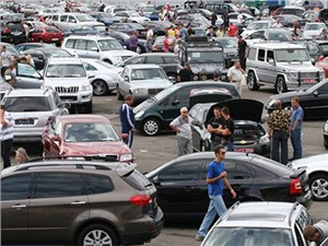 Вторичный авторынок упал в апреле на 30%