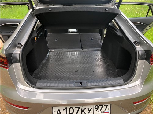 FAW Bestune B70 (2025) багажное отделение