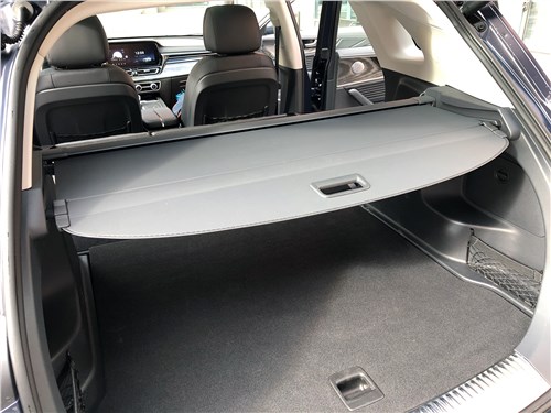 Предпросмотр hongqi hs5 (2025) багажное отделение