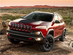 Jeep Cherokee получит новый двигатель