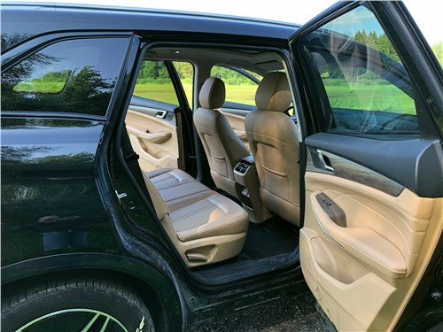 Предпросмотр evolute i-space (2024) задний диван