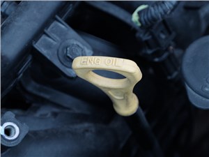Kia Picanto 2015 щуп уровня масла