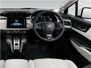 Honda Clarity Fuel Cell 2016 водительское место