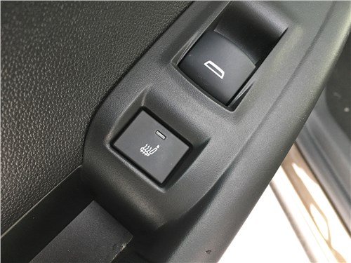 Chevrolet Trailblazer (2021) кнопки