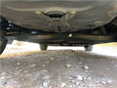 Предпросмотр suzuki baleno (2022) задняя подвеска