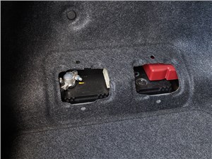 Предпросмотр infiniti q50s hybrid 2013 багажное отделение