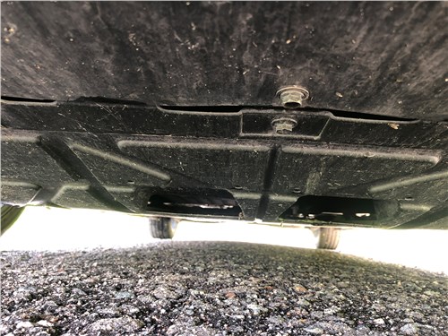 FAW Bestune B70 (2025) пыльник