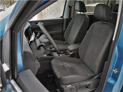 Volkswagen Caddy (2021) передние кресла