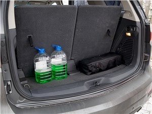 Chevrolet Trailblazer 2012 багажное отделение