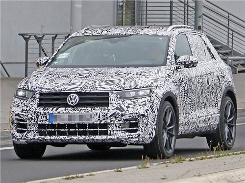 Заряженный Volkswagen T-Roc поймали на нюрбургринге