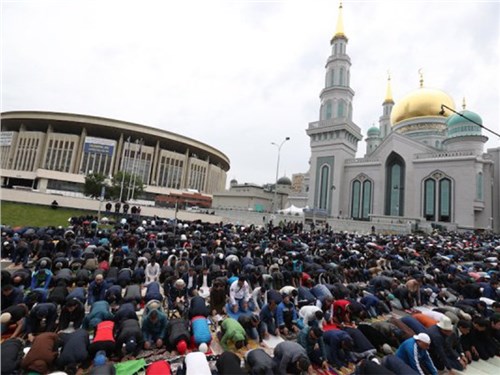 Религия перекроет Москву