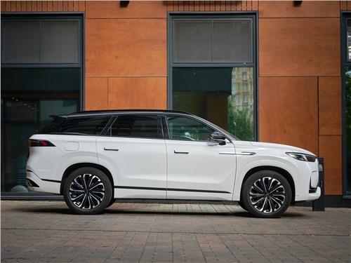 Предпросмотр jaecoo j8 (2024) вид сбоку