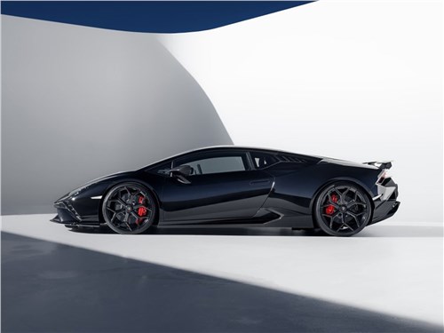 NOVITEC | Lamborghini Huracan Technica вид сбоку