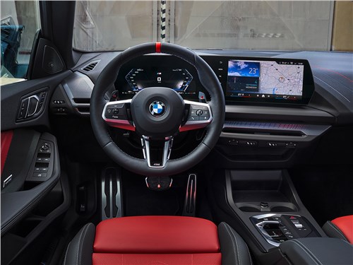 BMW 2-Series Gran Coupe (2025) салон